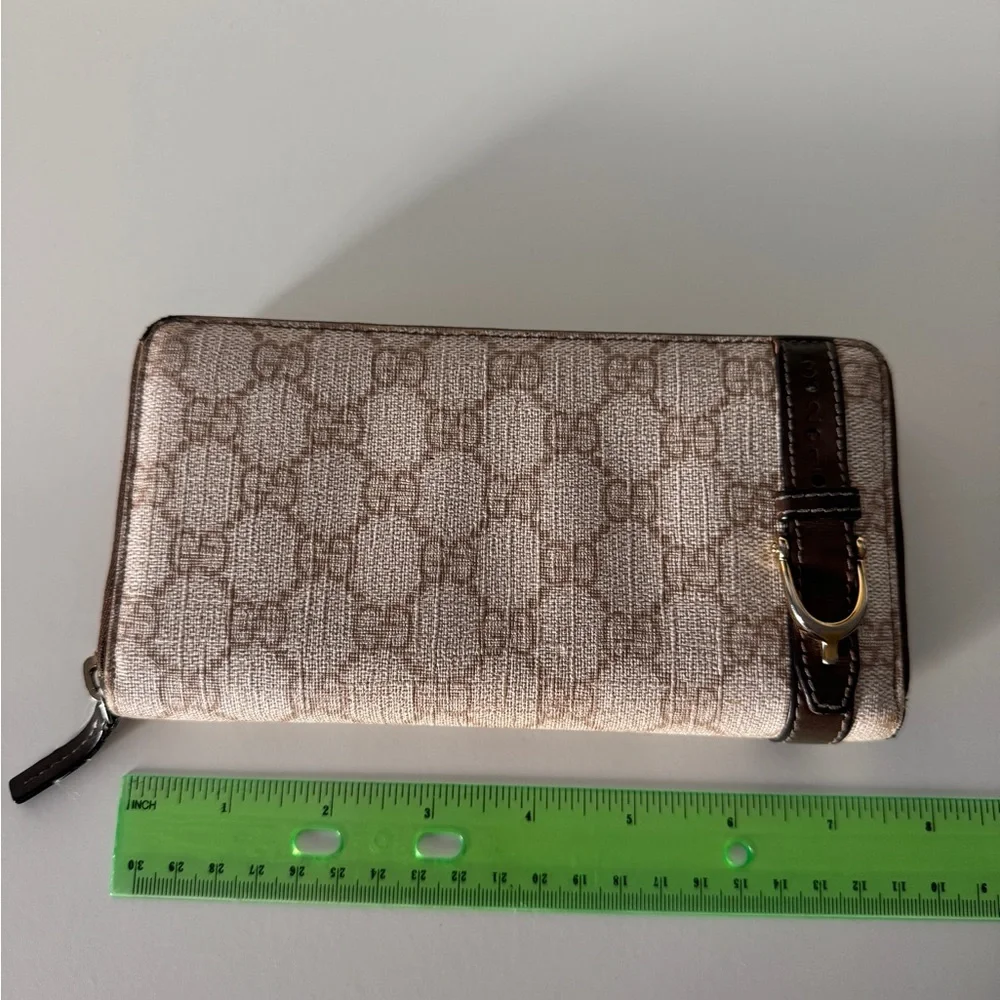 Authentic GUCCI GG Supreme Monogram Zip Around Wallet Maple Brown - Picture 11 of 12